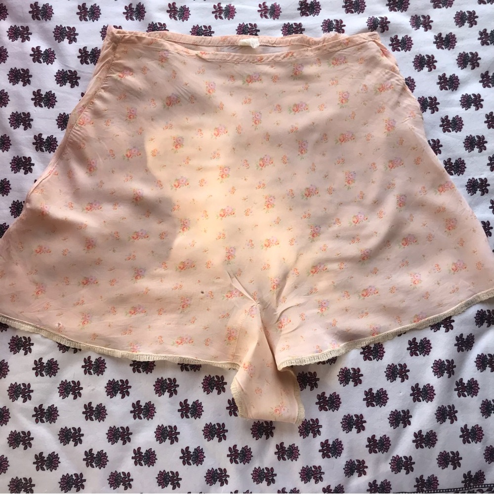 Vintage 1930’s Peach Floral Tap Pants